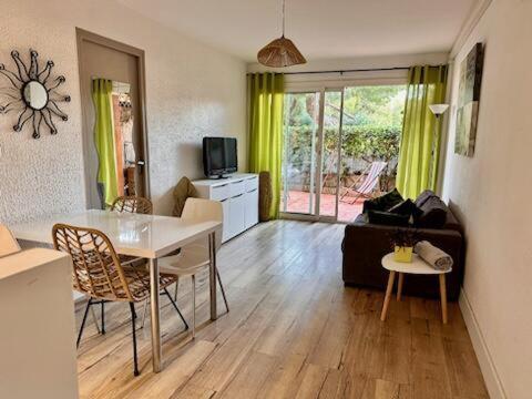 Appartement Avec Jardin Cassis Exterior photo